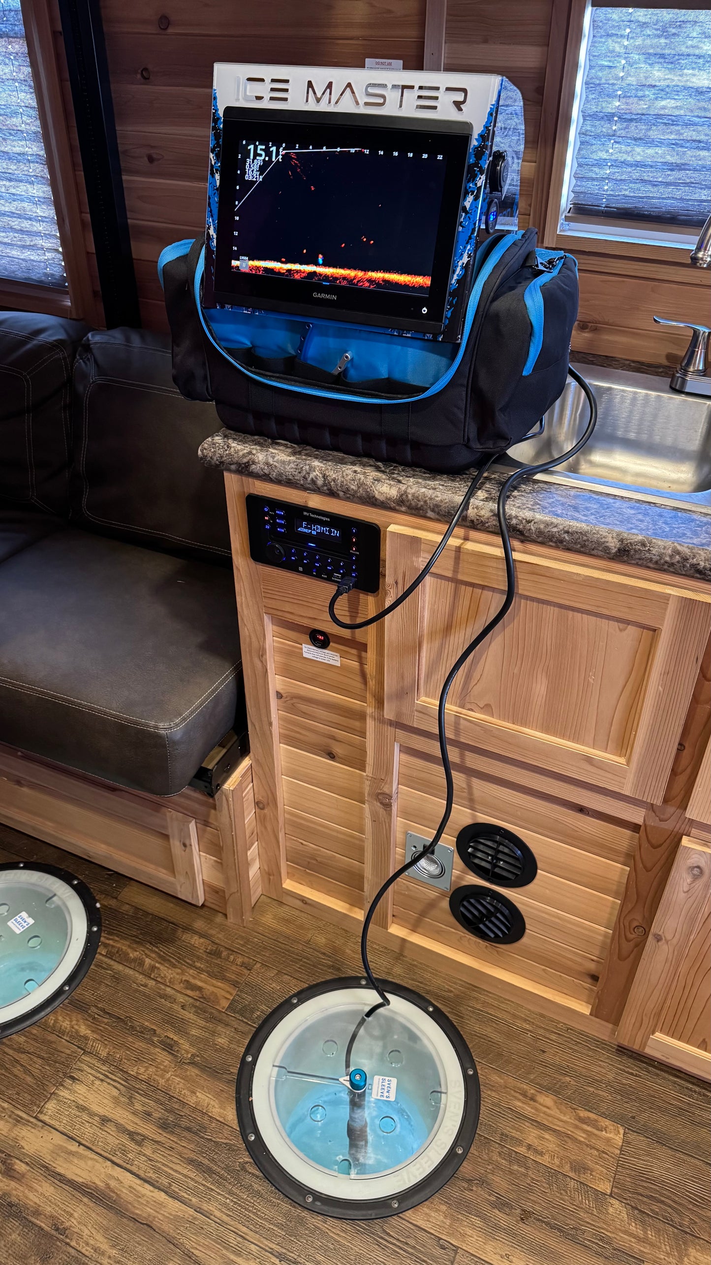 Wheelhouse Transducer Pole