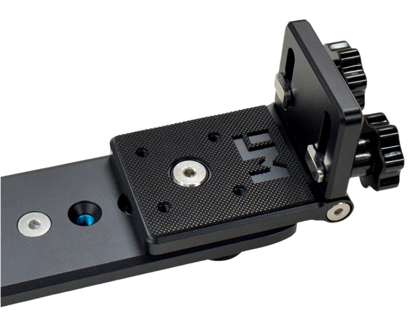 PRO SERIES Gunnel Plate Assembly