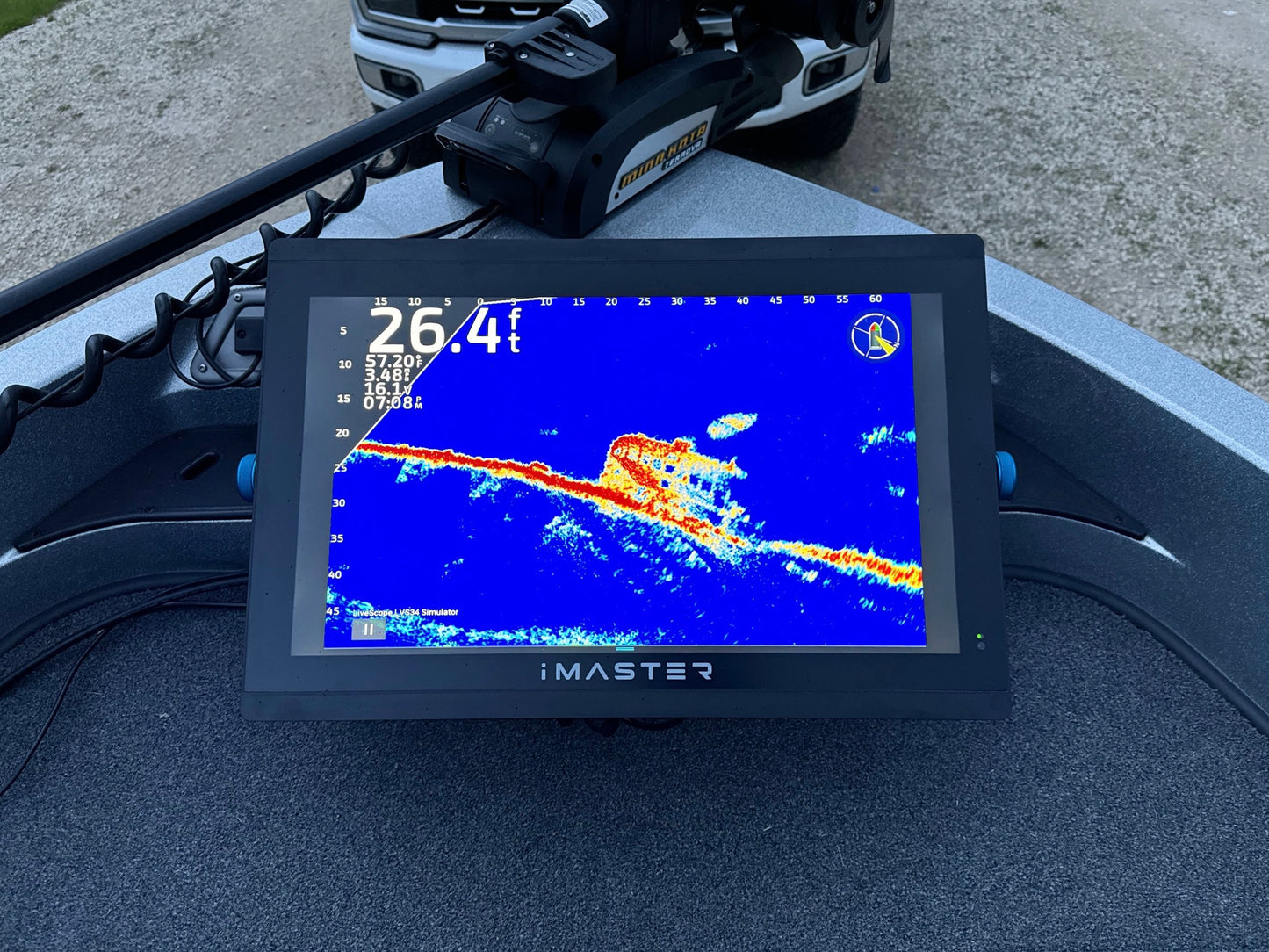 iMASTER 24 inch Multi-Function Display