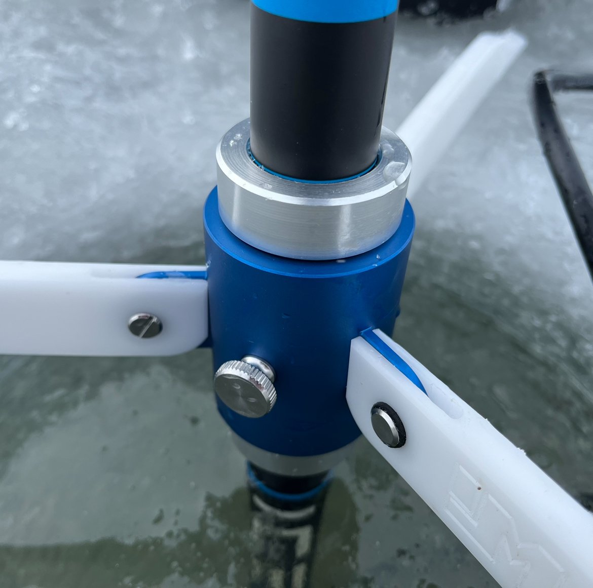 Ice Master True North Universal Transducer Pole Ice Master True North Universal Transducer Pole